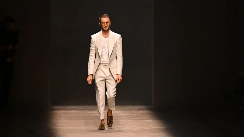 Peter Hawkings sẽ sớm nói lời tạm biệt với Tom Ford